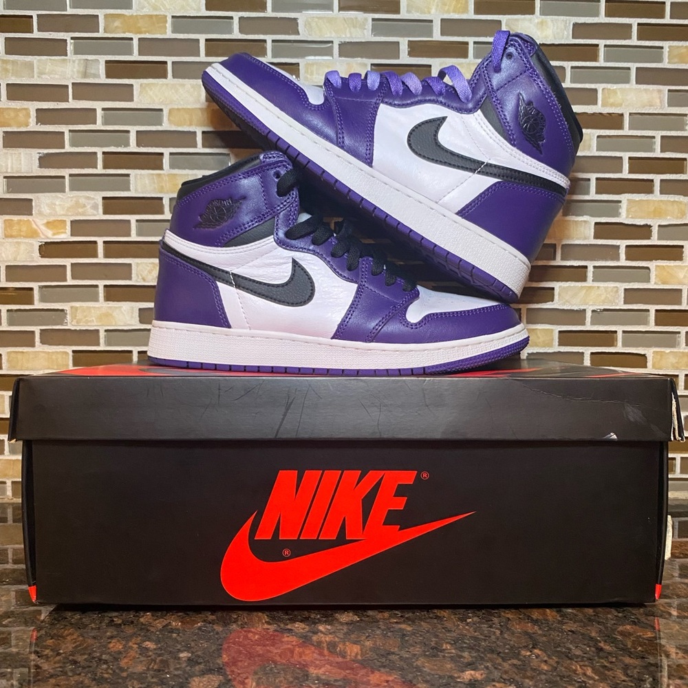Air Jordan 1 court purple